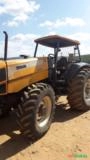 Vende-se Trator Valtra BM125i Imagem Vende-se Trator Valtra BM125i