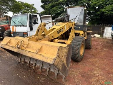 Pá Carregadeira 924 G Caterpillar Ano 2002 Imagem Pá Carregadeira 924 G Caterpillar Ano 2002