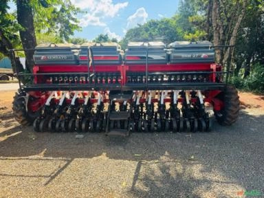 SEMEADORA SSM 27 LINHAS - 2014 Imagem SEMEADORA SSM 27 LINHAS - 2014