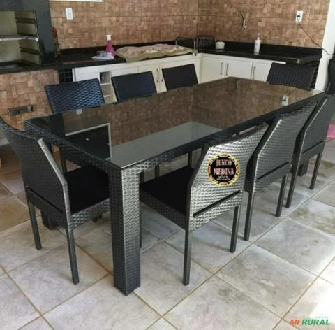 Imagem CONJUNTO DE MESA EM ALUMÍNIO E JUNCO SINTÉTICO Imagem CONJUNTO DE MESA EM ALUMÍNIO E JUNCO SINTÉTICO