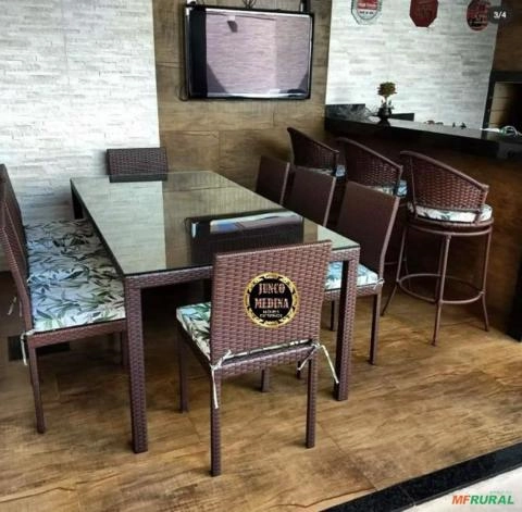 Imagem CONJUNTO DE MESA EM ALUMÍNIO E JUNCO SINTÉTICO Imagem CONJUNTO DE MESA EM ALUMÍNIO E JUNCO SINTÉTICO