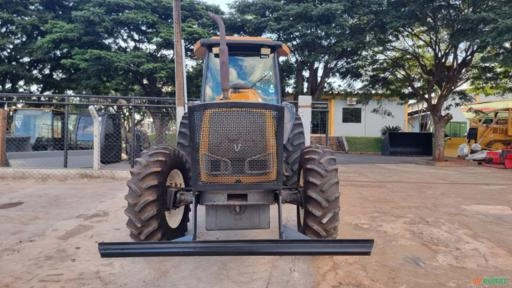 Imagem TRATOR VALTRA BM 125 Imagem TRATOR VALTRA BM 125