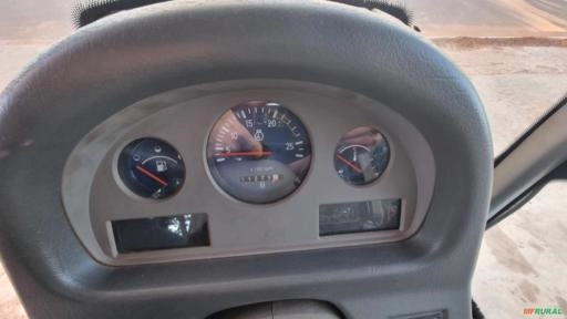 Imagem TRATOR VALTRA BM 125 Imagem TRATOR VALTRA BM 125