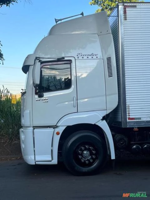 Imagem Caminhão VW constellation 25320 ano 2011 com baú 9 metros Imagem Caminhão VW constellation 25320 ano 2011 com baú 9 metros