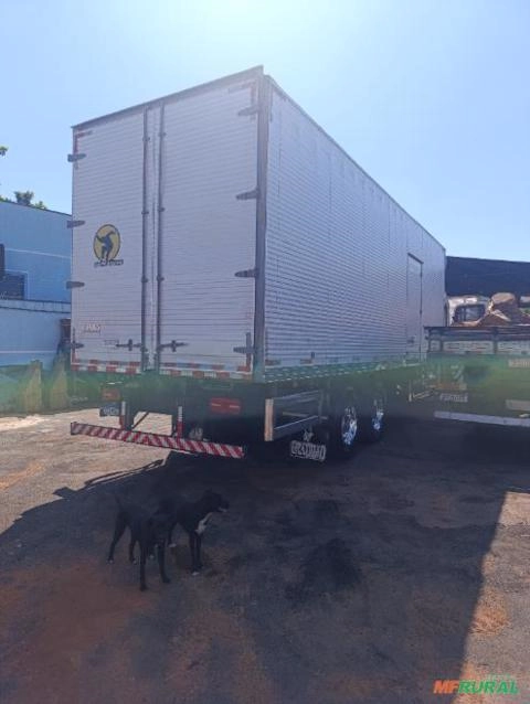 Imagem Caminhão VW constellation 25320 ano 2011 com baú 9 metros Imagem Caminhão VW constellation 25320 ano 2011 com baú 9 metros