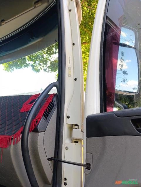 Imagem Caminhão VW constellation 25320 ano 2011 com baú 9 metros Imagem Caminhão VW constellation 25320 ano 2011 com baú 9 metros