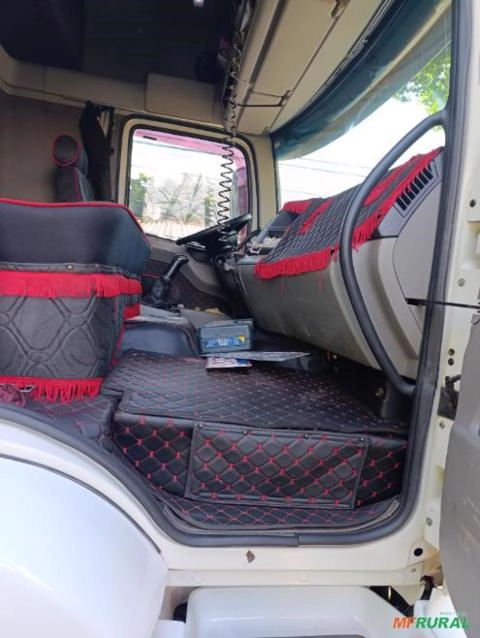 Imagem Caminhão VW constellation 25320 ano 2011 com baú 9 metros Imagem Caminhão VW constellation 25320 ano 2011 com baú 9 metros