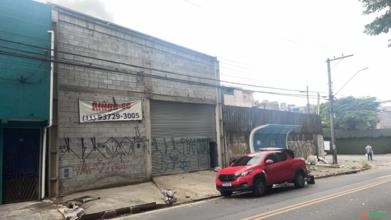 Alugo Barato Galpão 250m² Alugo Barato Galpão 250m²