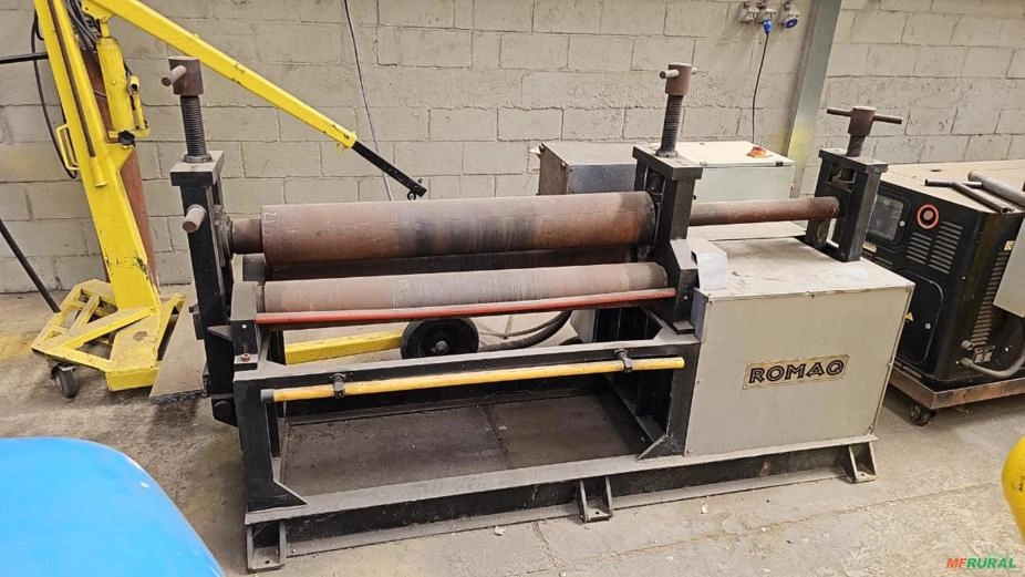 Calandra de chapa 5/8". Imagem Calandra de chapa 5/8".