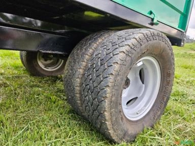 Imagem Carreta Agrícola Basculante Hidráulica 5 T LUMA Imagem Carreta Agrícola Basculante Hidráulica 5 T LUMA