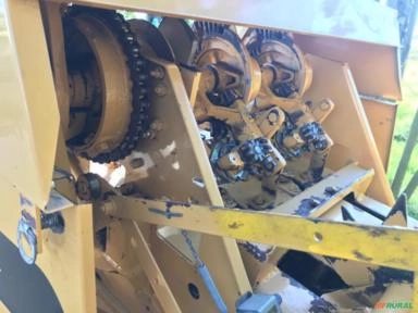 Imagem Enfardadeira Challanger SB34 Imagem Enfardadeira Challanger SB34