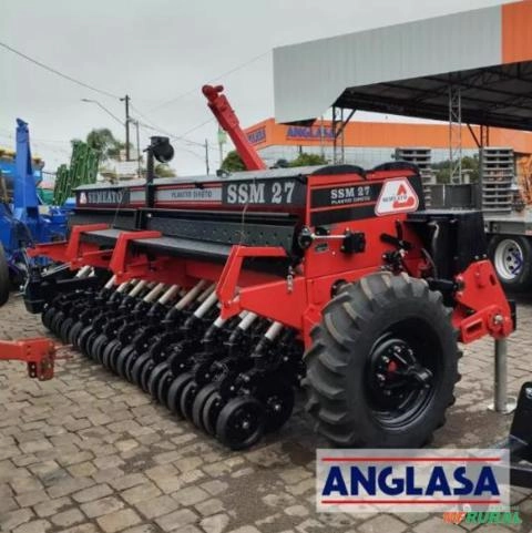 Imagem Plantadeira Semeato SSM27 Imagem Plantadeira Semeato SSM27