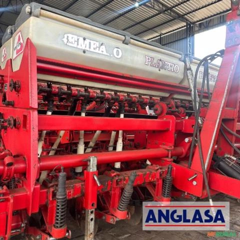 Imagem Plantadeira Semeato Múltipla SHM 15/17 Imagem Plantadeira Semeato Múltipla SHM 15/17