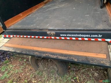 Imagem Reboque/Trailer para 3 cavalos grandes. Imagem Reboque/Trailer para 3 cavalos grandes.