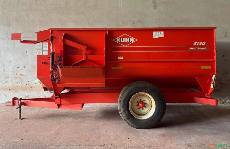 Vagão Misturador Reel Auggie série 3130 da KUHN Imagem Vagão Misturador Reel Auggie série 3130 da KUHN