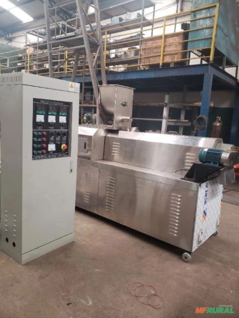 Extrusora de snacks de milho para produção industrial de alimentos expandidos Imagem Extrusora de snacks de milho para produção industrial de alimentos expandidos