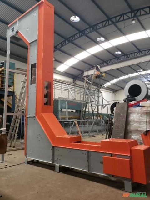 Transportadores industriais sob medida – agilidade e eficiência na movimentação Imagem Transportadores industriais sob medida – agilidade e eficiência na movimentação