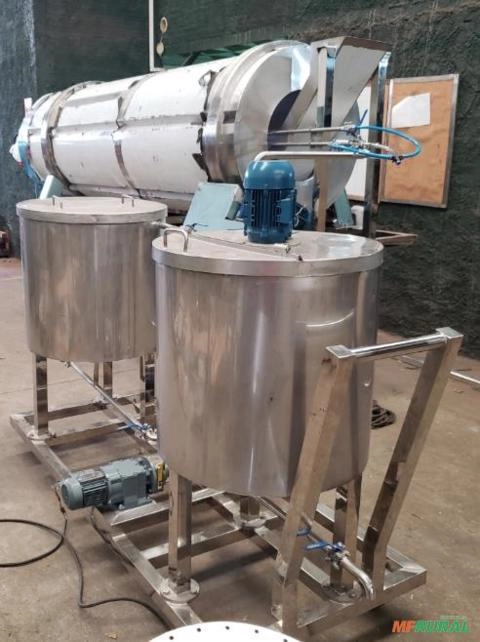 Temperador rotativo industrial para aplicação de aromas e coberturas Imagem Temperador rotativo industrial para aplicação de aromas e coberturas