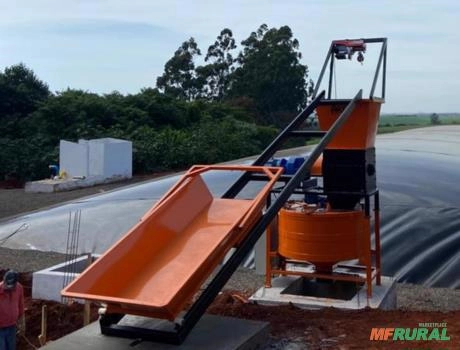 Máquina Trituradora de Carcaças para Peixes Imagem Máquina Trituradora de Carcaças para Peixes