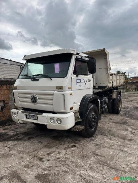 Caminhão Volkswagen 12-170 basculante caçamba Imagem Caminhão Volkswagen 12-170 basculante caçamba