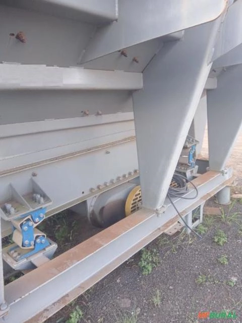 Imagem Circuito de britagem primária com alimentador  + britador 8050 + estrutura de sustentação e Correias Imagem Circuito de britagem primária com alimentador  + britador 8050 + estrutura de sustentação e Correias