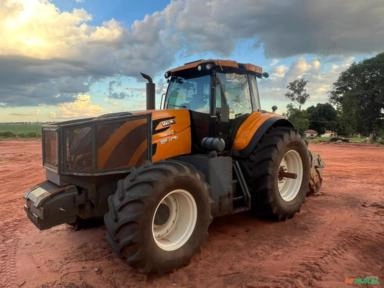 TRATOR VALTRA T250 CVT - ANO 2023 - 250CV - HORIMETRO: 3.271 Imagem TRATOR VALTRA T250 CVT - ANO 2023 - 250CV - HORIMETRO: 3.271