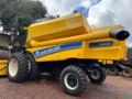 Colheitadeira New Holland TX 4.90 Zero Hora com Plataforma 25 Pés Imagem Colheitadeira New Holland TX 4.90 Zero Hora com Plataforma 25 Pés