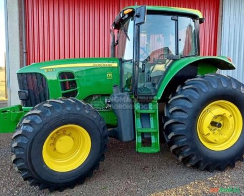Trator John Deere 6165J de 165 cv Imagem Trator John Deere 6165J de 165 cv