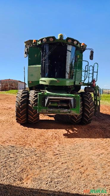 Colheitadeira John Deere S-440 Imagem Colheitadeira John Deere S-440