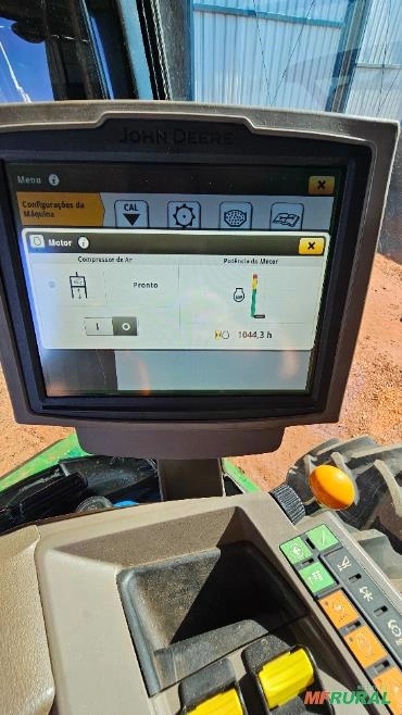 Imagem Colheitadeira John Deere S-440 Imagem Colheitadeira John Deere S-440