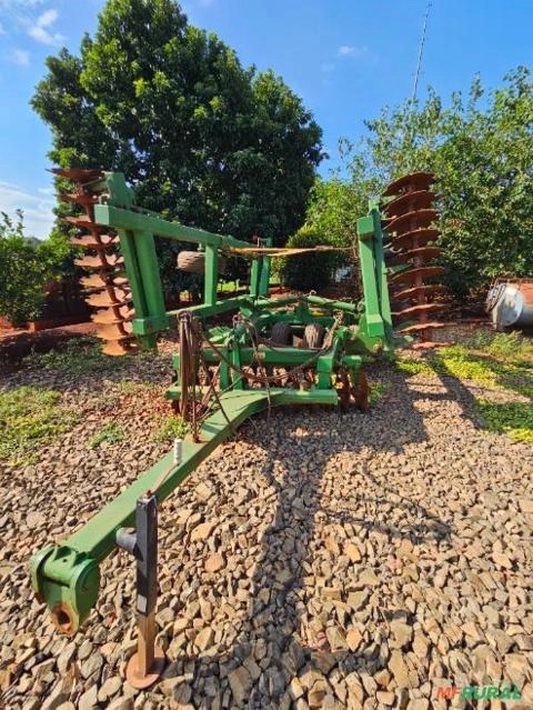 Grade niveladora 64 discos Imagem Grade niveladora 64 discos