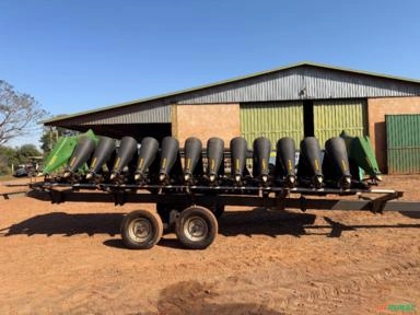 Plataforma de milho Imagem Plataforma de milho