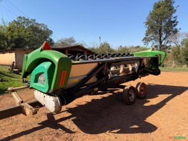 Imagem Plataforma de milho Imagem Plataforma de milho