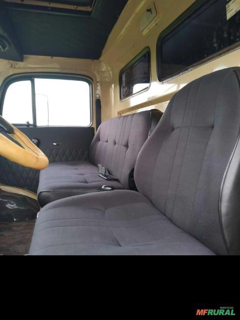 Caminhão Mercedes Benz  1113 Imagem Caminhão Mercedes Benz  1113