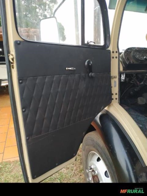 Imagem Caminhão Mercedes Benz  1113 Imagem Caminhão Mercedes Benz  1113