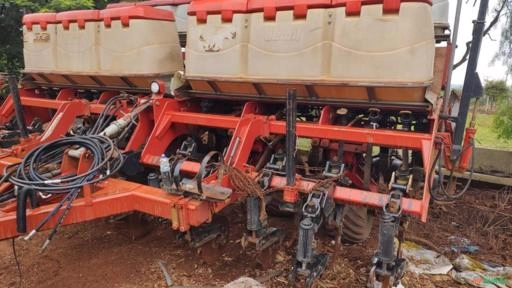 Plantadeira Guerra 7090 Ano 2006 Imagem Plantadeira Guerra 7090 Ano 2006