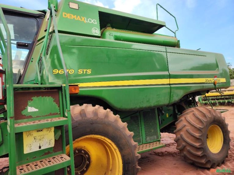 Colheitadeira John Deere 9750 Ano 2008 Imagem Colheitadeira John Deere 9750 Ano 2008