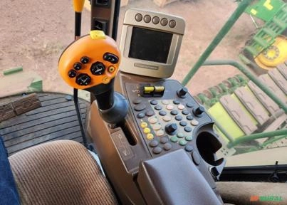 Imagem Colheitadeira John Deere 9770 Ano 2013 Imagem Colheitadeira John Deere 9770 Ano 2013