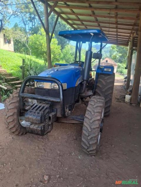 Trator New Holland TT 3840 2016 Imagem Trator New Holland TT 3840 2016