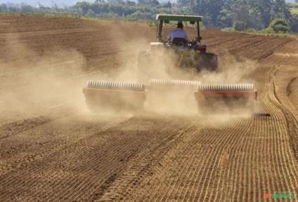 Rolo Destorroador Compactador RDC | AGRIMEC Imagem Rolo Destorroador Compactador RDC | AGRIMEC