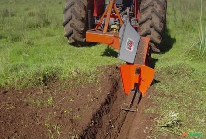 Valetadeira Rotativa Lateral AGRIVAL | AGRIMEC Imagem Valetadeira Rotativa Lateral AGRIVAL | AGRIMEC