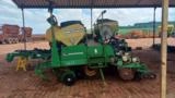 Plantadeira JD John Deere 2113 Ano 2010 Imagem Plantadeira JD John Deere 2113 Ano 2010