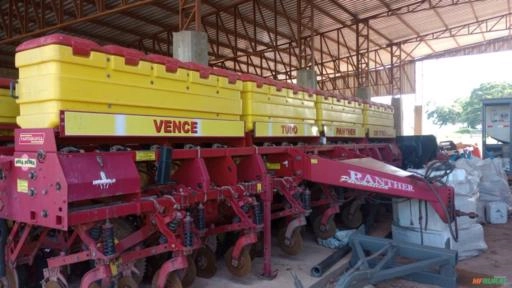 Plantadeira Vence Tudo Panther SM 17000 Imagem Plantadeira Vence Tudo Panther SM 17000