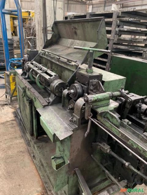 Endireitadeira e Cortadeira de ferro Imagem Endireitadeira e Cortadeira de ferro