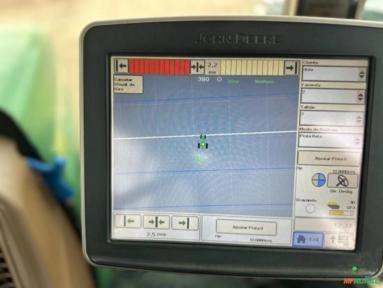 Imagem Trator John Deere  7215J,ano 2018 Imagem Trator John Deere  7215J,ano 2018