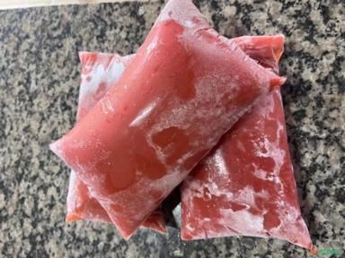 Acerolas Frescas e Polpas de Qualidade Imagem Acerolas Frescas e Polpas de Qualidade