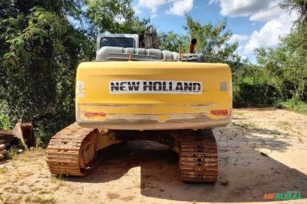 Imagem Escavadeira New Holland E215B | Ano 2012 | Apenas 6.500 horas Imagem Escavadeira New Holland E215B | Ano 2012 | Apenas 6.500 horas