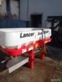 Distribuidor de Fertilizantes Lancer Master 1200 Imagem Distribuidor de Fertilizantes Lancer Master 1200