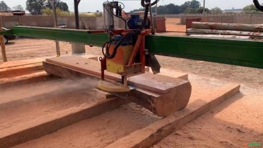 Imagem SERRA INDUSTRIAL AUTOMÁTICA DE GRANDE PORTE – ALTO DESEMPENHO Imagem SERRA INDUSTRIAL AUTOMÁTICA DE GRANDE PORTE – ALTO DESEMPENHO