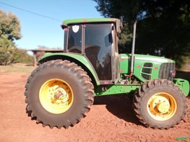 Trator John Deere 6110 J Imagem Trator John Deere 6110 J